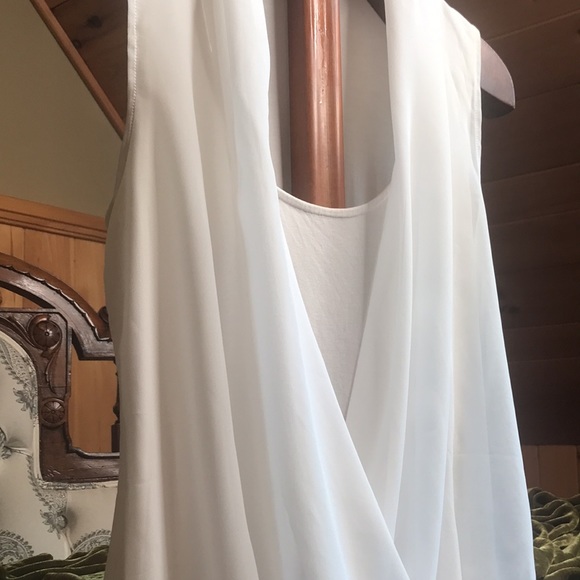 Draped Sleeveless Blouse - Picture 2 of 9